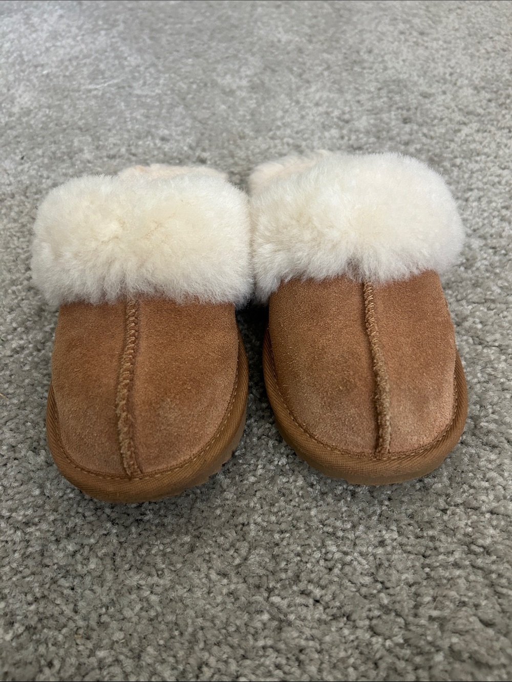 UGG Kids Chestnut Suede Shearling Cuff Slip-Ons